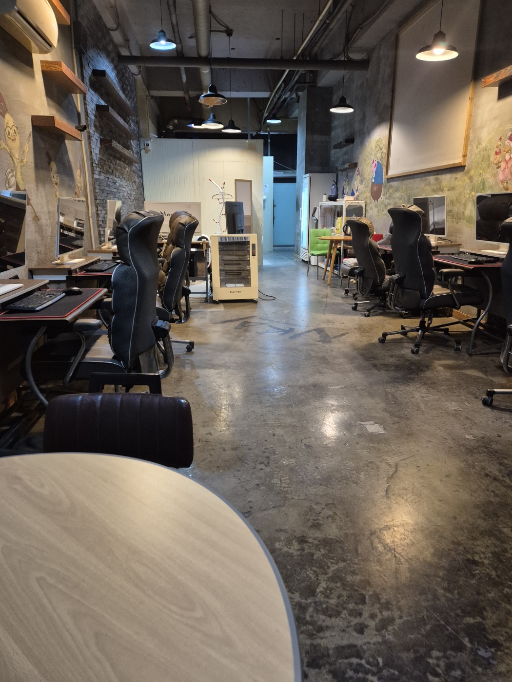 금천광장 PC방 내놓습니다