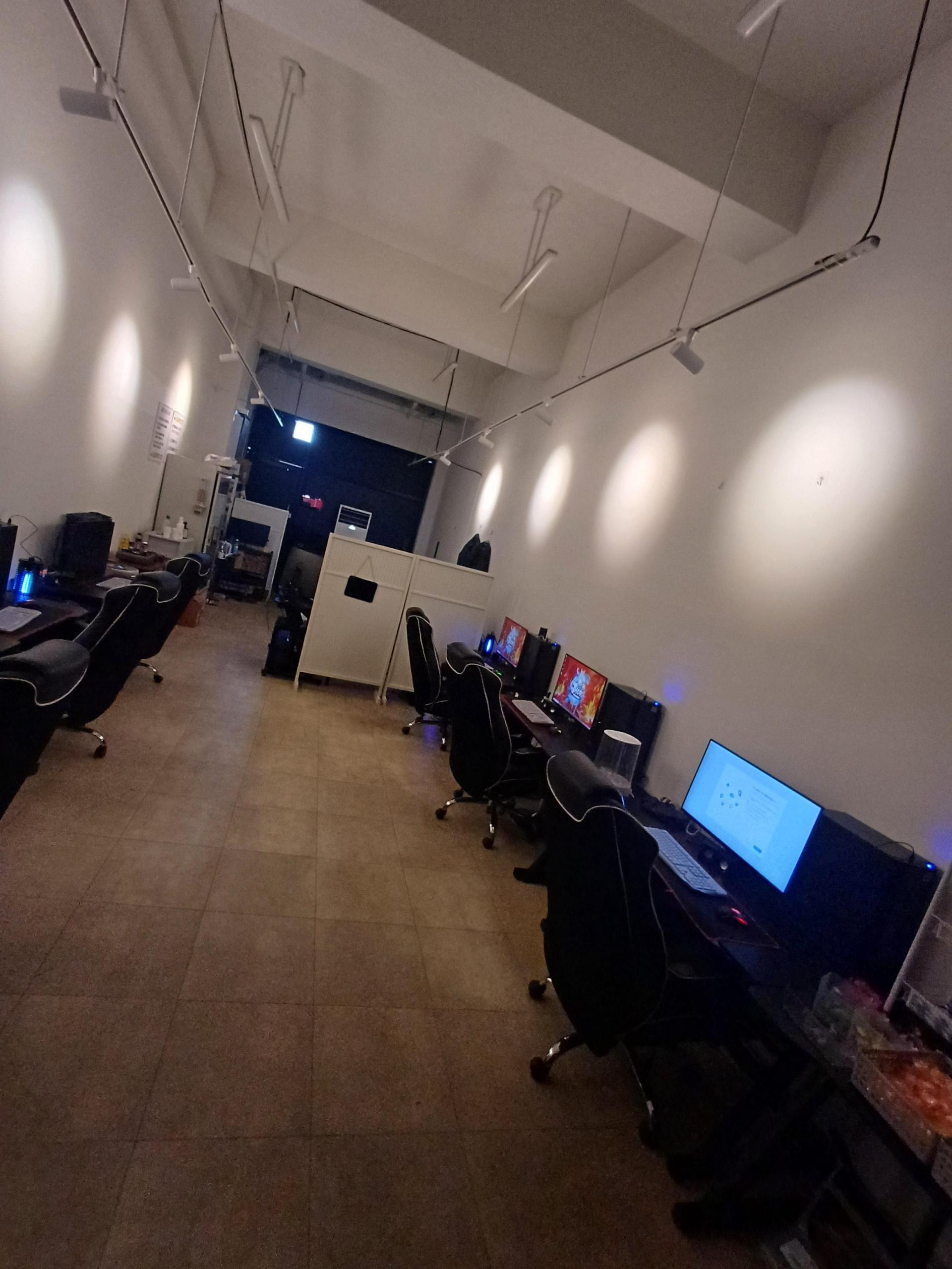 화성 팔탄 매장 판매