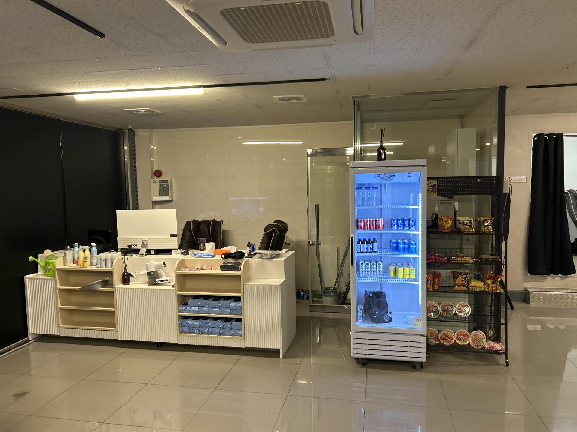 신정동팔등로37평성인PC임대