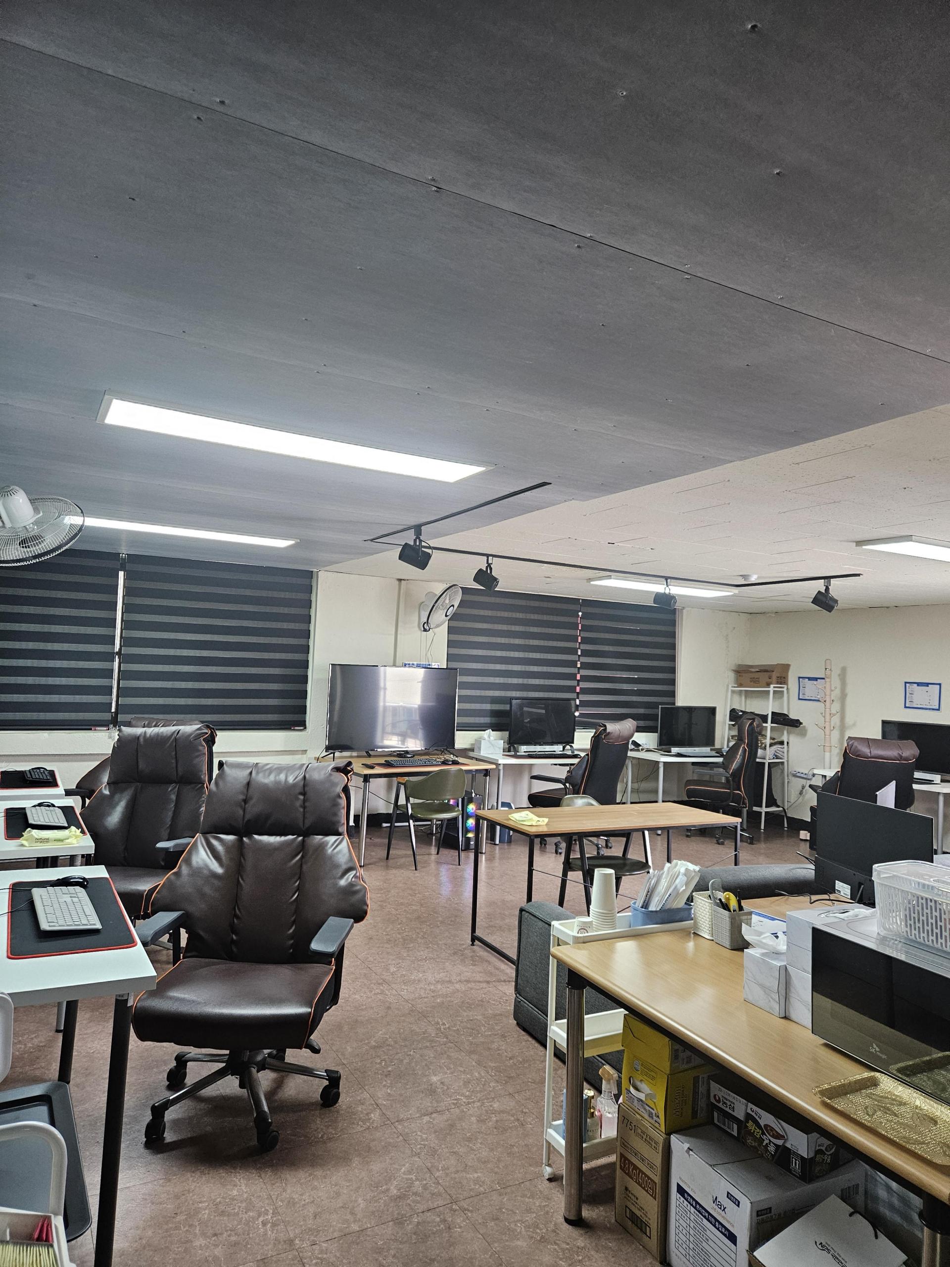 피시방 팝니다.