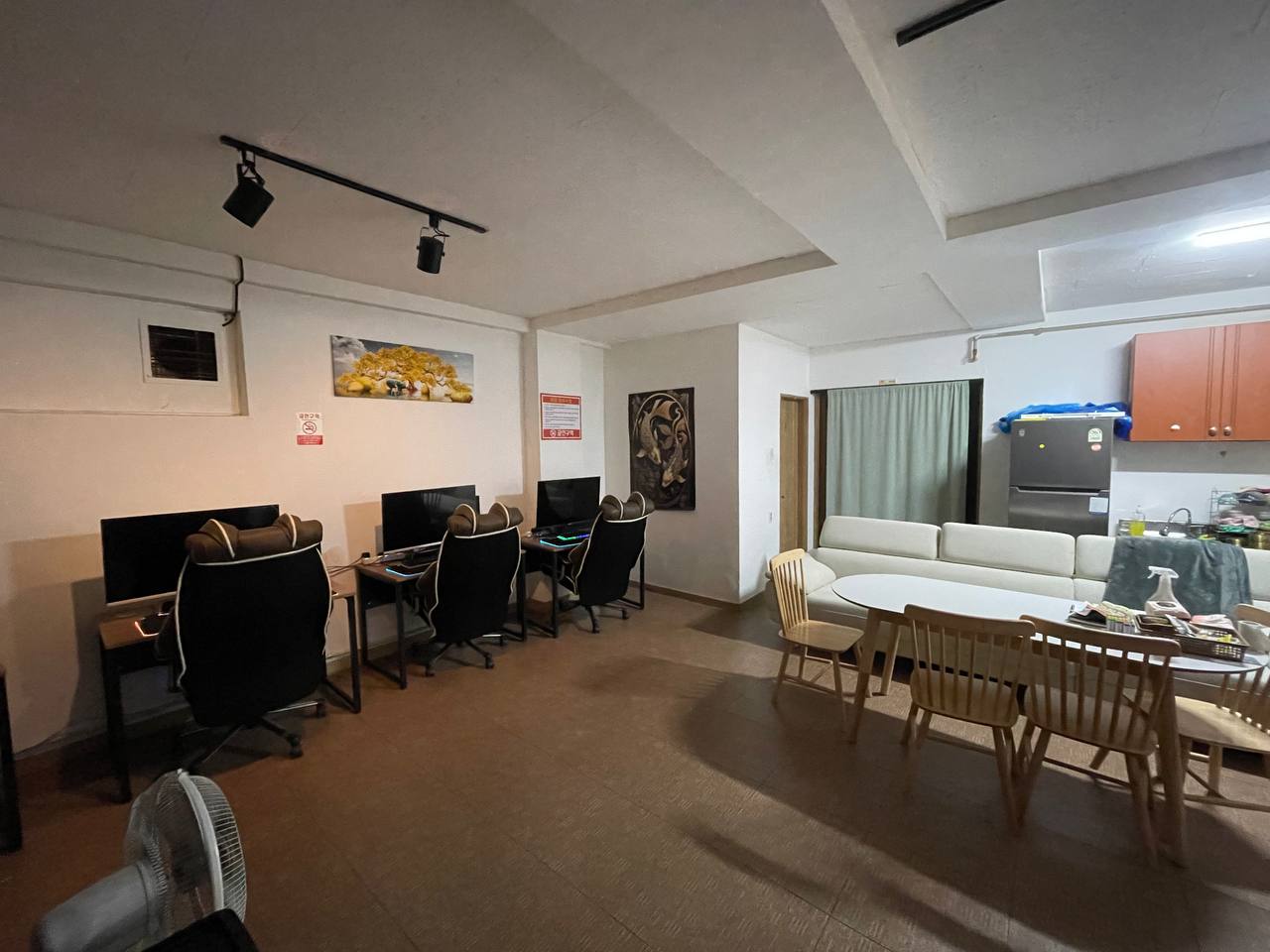 오창 양청리 원룸독점상권 성인pc팝니다.