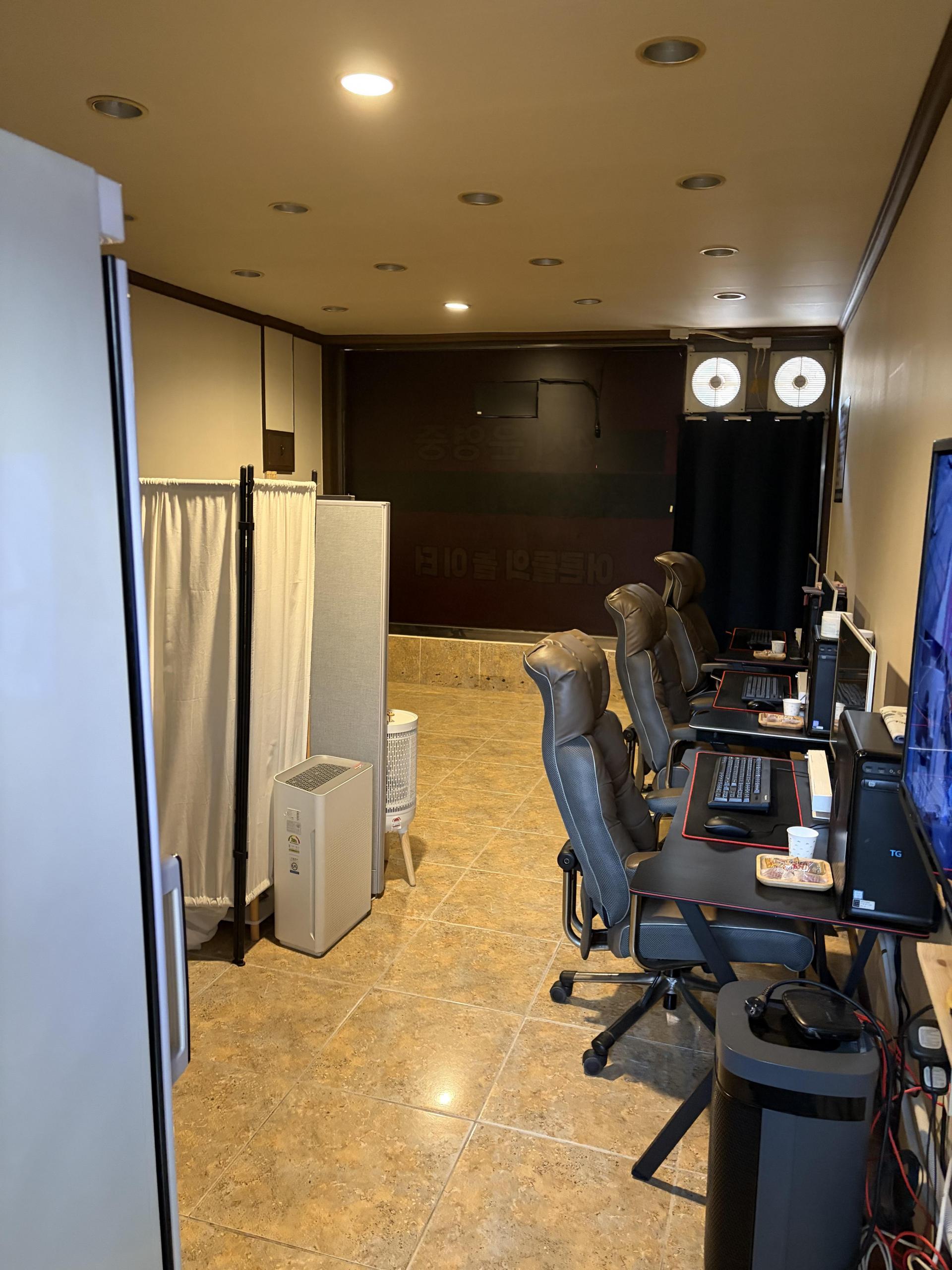 반구동 성인  pc방 판매 합니다 !