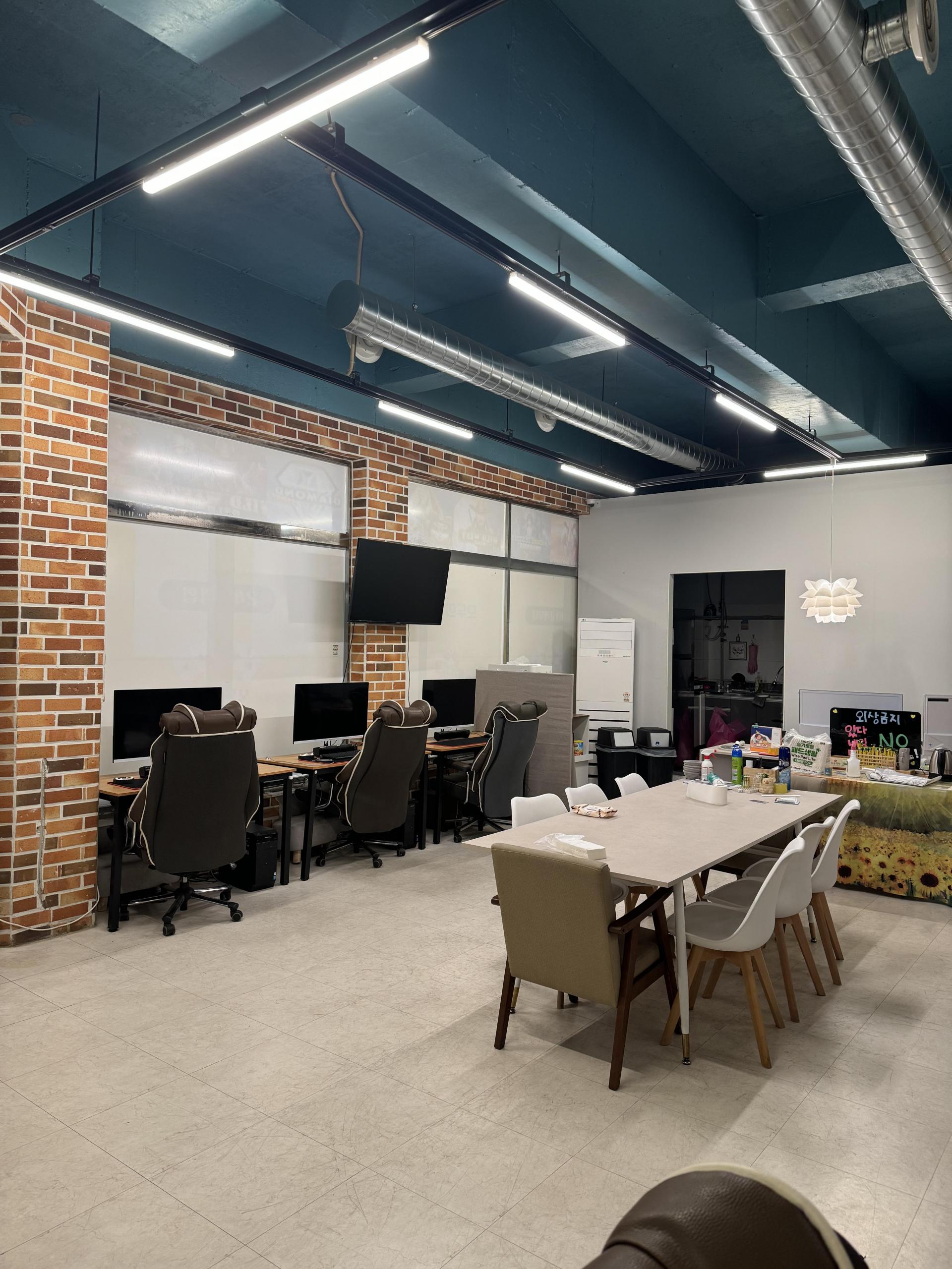 울산 동구 방어동 등대부근 pc 팝니다