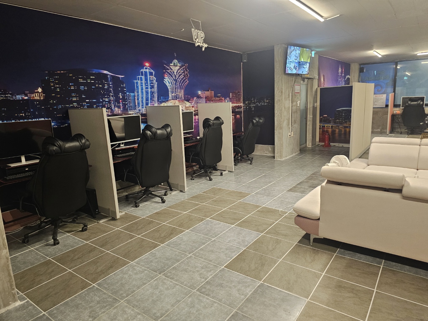 거제 메인상권 독점 매장 팝니다.(거래불발로 재업 합니다)