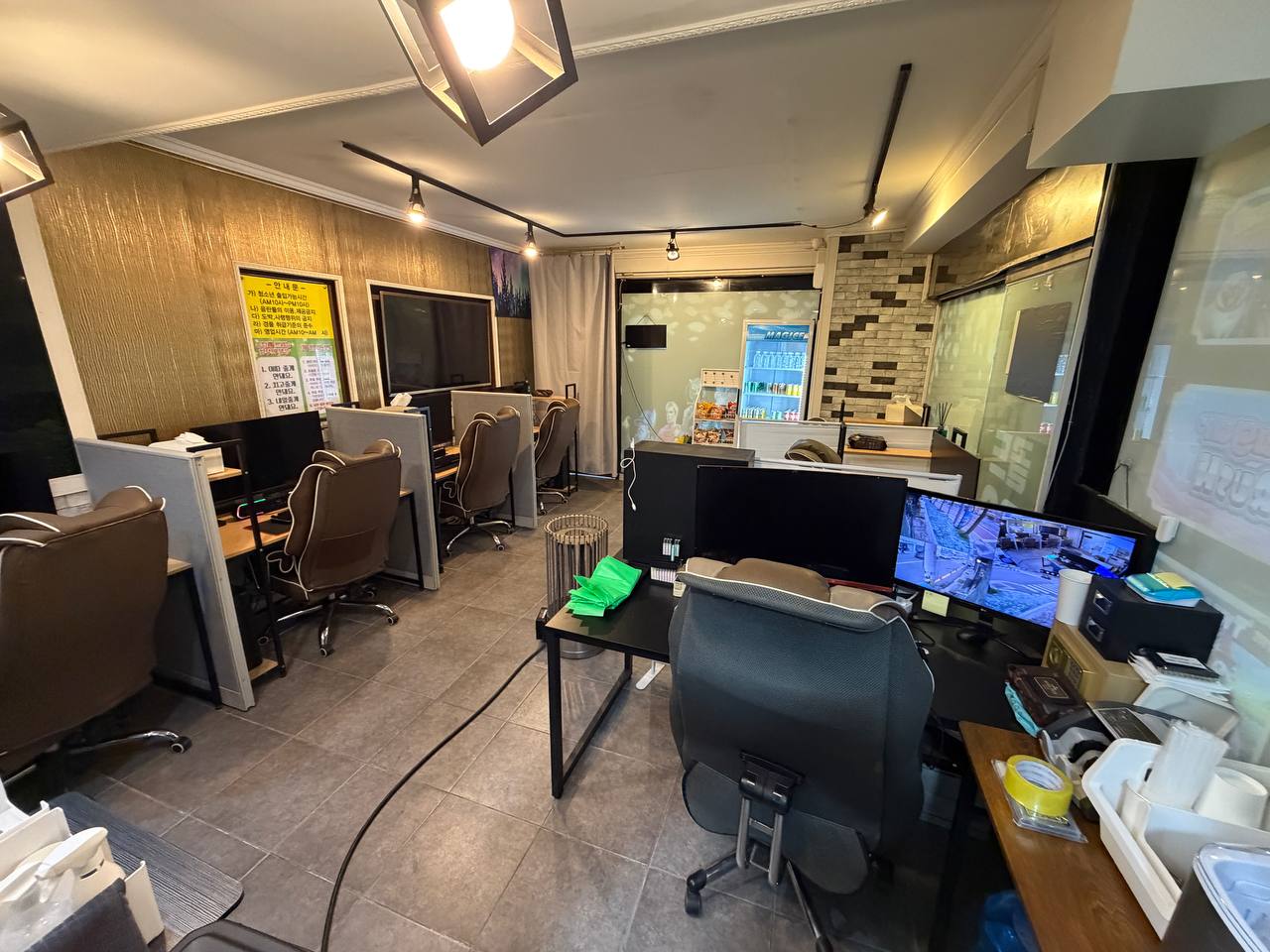 우정동 향교쪽 메인거리 PC 판매 합니다 !