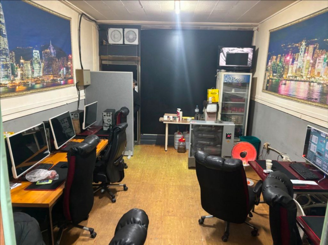 익산 고래등오거리 성업중인 피씨방 판매합니다