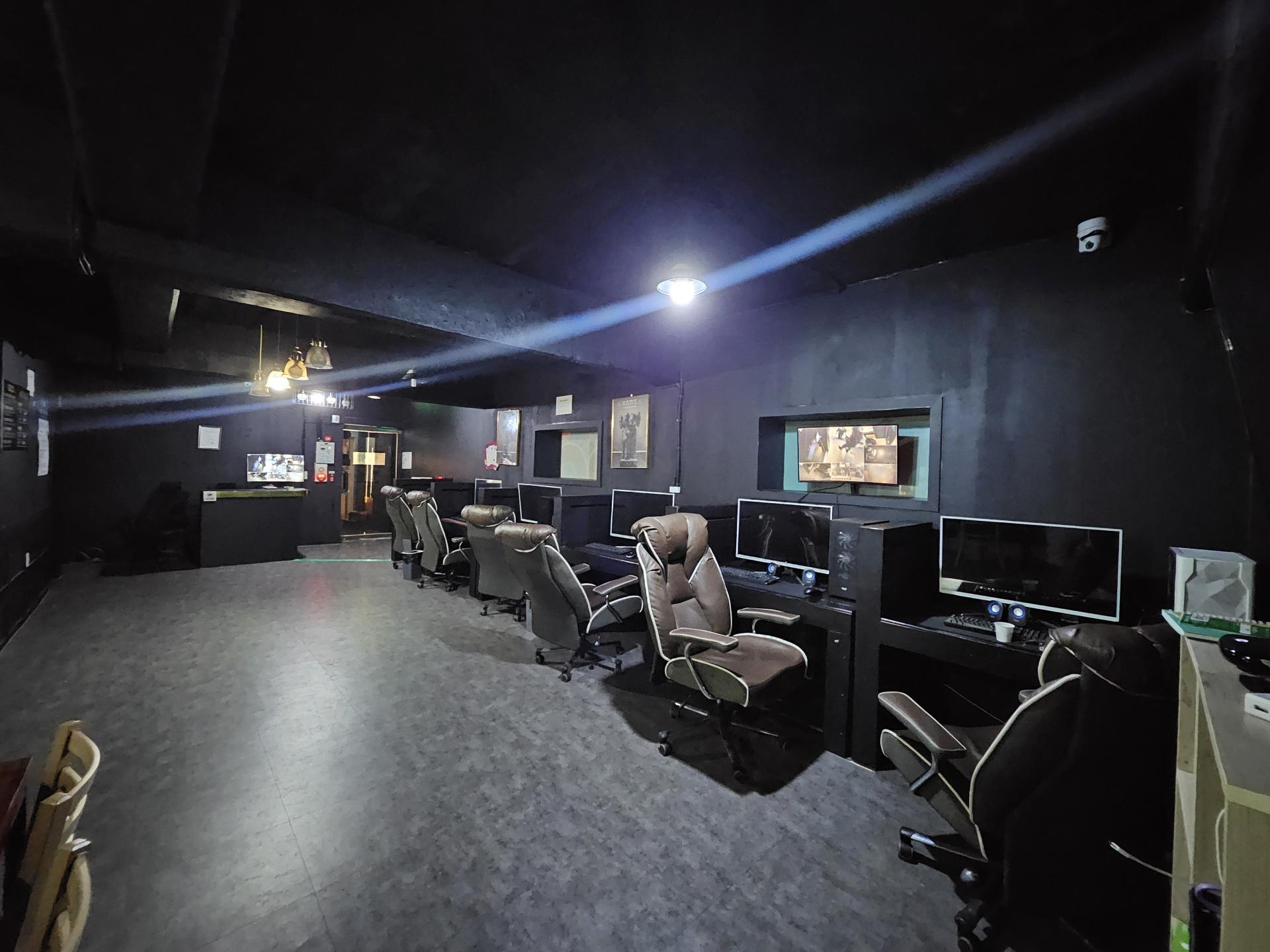 위치 평수 크고 시설 좋은 성인pc 바로 운영가능 합니다. (주안역 도보 1분)