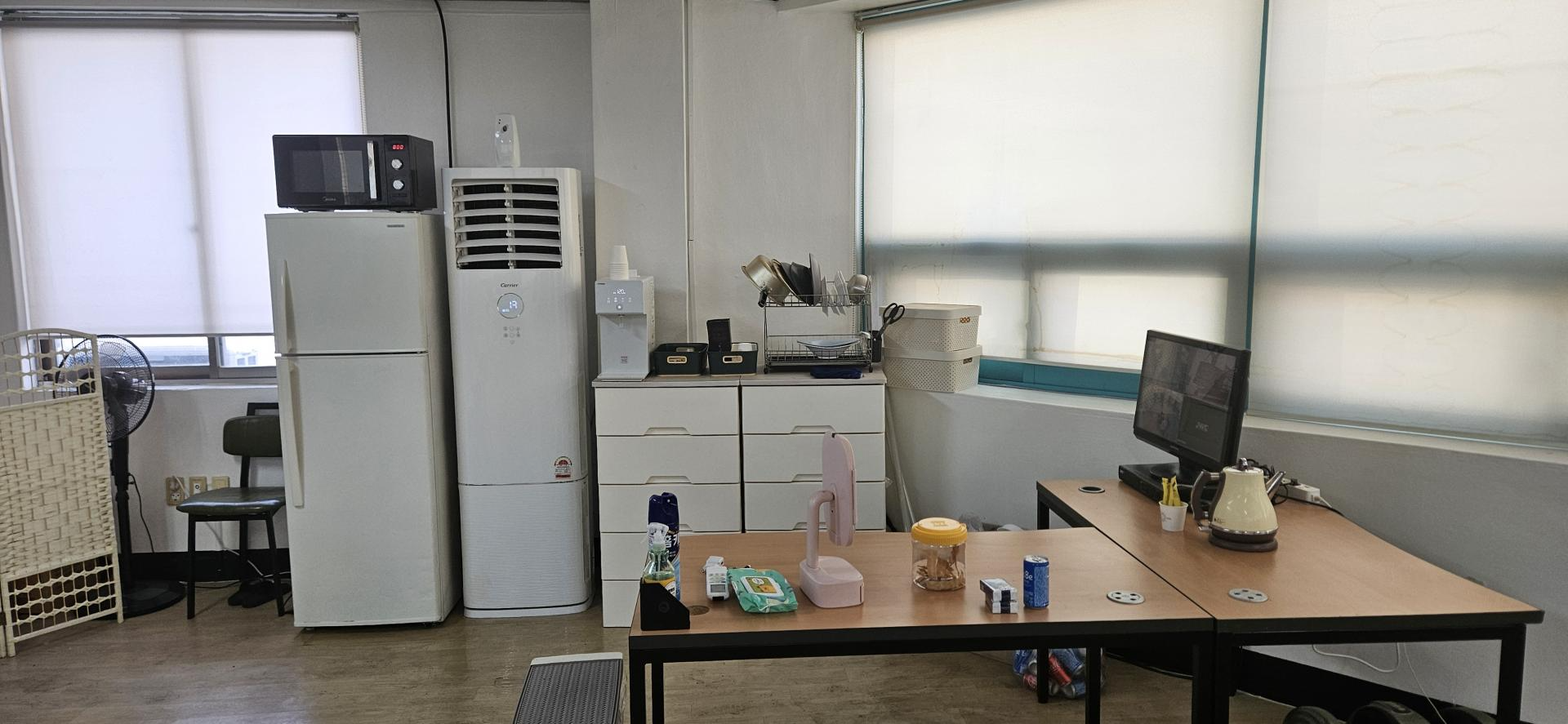 송현동 깨끗한 사무실 싸게 정리합니다